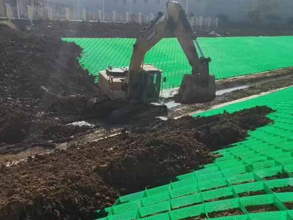 �c(di��n)���鿴Ԕ��(x��)��Ϣ��(bi��o)�}���������� ��x�Δ�(sh��)��1825